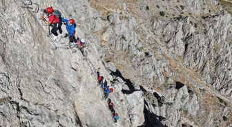 Erzincan'daki Via Ferrata Parkuru Adrenalin Tutkunlarını Ağırlıyor