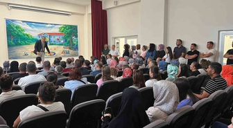 Osmaneli'nde Uyum Programında Sıralarda Veliler Oturdu