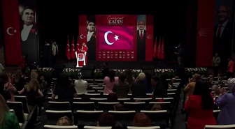 CHP’de “Cumhuriyet Bir Kadın Devrimidir” paneli… Ayten Gülsever: 'Kadın özgür değilse Cumhuriyet eksiktir'