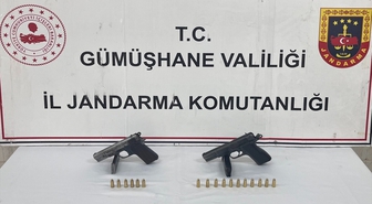 Gümüşhane'de 2 ruhsatsız tabanca ele geçirildi