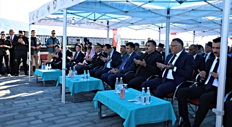Iğdır'da 11 yıl önce terör örgütü PKK'nın saldırısında şehit olan 13 polis anıldı