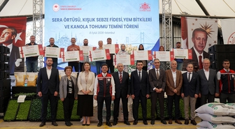 Silivri'de çiftçilere sera örtüsü, fide ve tohum desteği