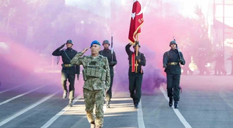 8’inci Komando Tugay Komutanlığı’nda sancak ve komuta devir teslim töreni düzenlendi