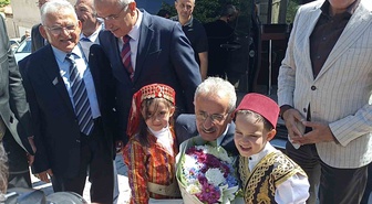 Bakan Uraloğlu, 'En iyi yaptığımız iş insanların gönlüne köprü kurmak'