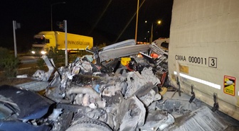 Bursa'da zincirleme kaza; 1 ölü, 7 yaralı