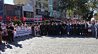 Edremit'in düşman işgalinden kurtuluşunun 104'üncü yılı törenlerle kutlandı