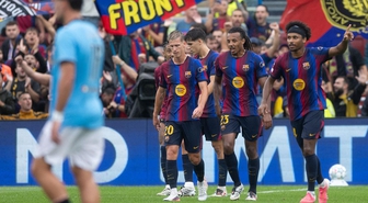 Galatasaray'ın rakibi Barcelona, Feyenoord'u beşledi