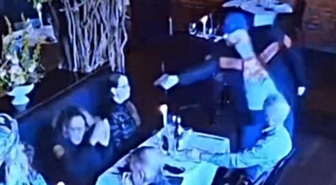 Restoranda dehşet! Avukat eski eşini silahla öldürmeye çalıştı, garson üzerine atladı
