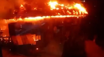 Rize’de bir evde çıkan yangın mahalle sakinlerince söndürüldü