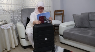 Rüyasında Kabe’yi gören Hüma, yarın kutsal topraklarda