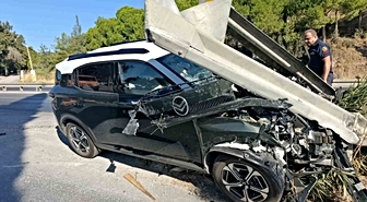 Söke’de otomobil bariyere çarptı: 1 yaralı