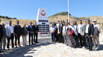Tunceli'de 32 yıl önce teröristlerce şehit edilen 13 sivil anıldı