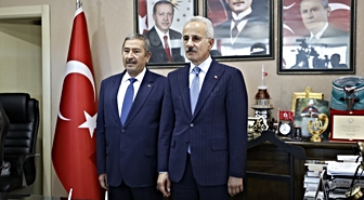 Ulaştırma ve Altyapı Bakanı Uraloğlu, Darende Belediyesini ziyaret etti
