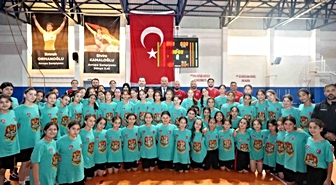Üzümlü’de milli güreşçiler için gelişim kampı
