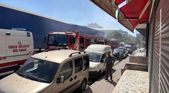 Avcılar’da tadilat sırasında çıkan yangın çatıyı sardı