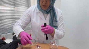 Dr. Esra Çetin Timur’dan hacamat uyarısı: 'Bu uygulamayı hekim bizzat yapmalı'