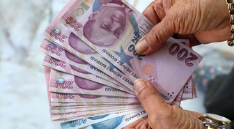Emekliye seyyanen zamda gözler AYM kararında