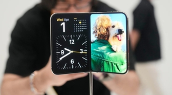 İlklerin telefonu ortalığı karıştırdı! Teknoloji devleri birbirine girdi