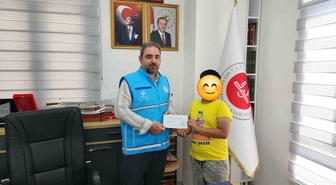 Köyceğiz Müftülüğü’nden öğrencilere kırtasiye desteği
