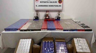 Simav’da jandarmadan kaçakçılık operasyonu, binlerce paket sigara ve makaron ele geçirildi