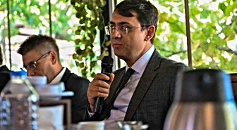 Vali Kartal, muhtarlarla bir araya geldi