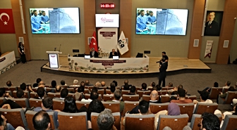 Adana'da 'İlaç Salınımlı Balonlar ve Ötesi' kongresi başladı