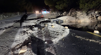 Bodrum'da içme suyu ana isale hattında patlama meydana geldi