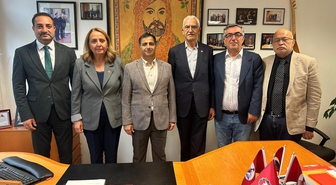 CHP'li heyet, Avrupa Alevi Konfederasyonu Eşit Başkanı Mat ile bir araya geldi