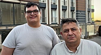 İlaç içip uyuyakaldı, oğlu polisi aradı! Ekipler kapıyı açınca şaşkına döndü