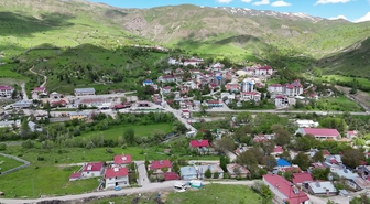 Tunceli’de velilerden öğretmen açığı tepkisi: “Kadrosu burada ama ortada öğretmen yok”