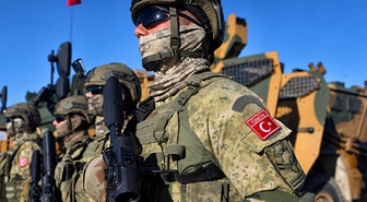 Türk ordusu tarafından eğitildiler! Ülkenin liderinden terörle mücadele talimatı