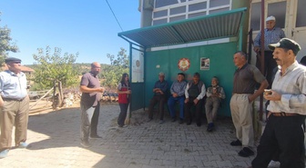 Uşak İl Tarım ve Orman Müdürlüğü personelleri üreticilerle bir araya geldi