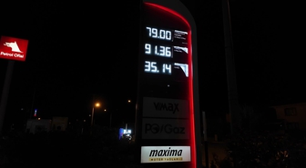 Benzine gelen zam pompaya yansıdı... 'Benzine artık paramız yetmiyor'