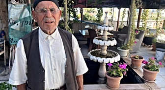 100 yaşına girdi, doktora sadece bir kez gitti! Sofrasından bunu hiç eksik etmiyor