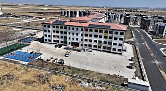 Doğu'da yükümlüler okulları yeni eğitim öğretim yılına hazırladı