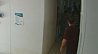 Heimlich manevrasıyla mesai arkadaşının hayatını kurtardı; o anlar kamerada