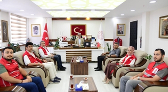 Kızılay Yeşilyurt Şubesi’nden eğitime 75 laptop desteği