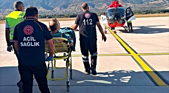 Tokat'ta ambulans helikopter sağlık personeli için havalandı