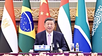 Xi, Hindistan'da düzenlenecek 18. BRICS Zirvesi'ne katılmak üzere Beijing'den ayrıldı
