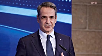 Yunanistan Başbakanı Miçotakis, Türkiye sınırına yakın Ege adacıklarındaki askeri karakolları ziyaret etti