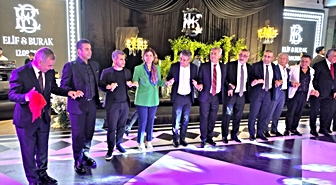 AK Parti Diyarbakır milletvekilleri Ataman ve Ensarioğlu düğüne katıldı