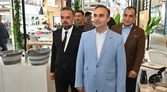 Bakan Kacır, ZUCHEX 36. Uluslararası Ev ve Mutfak Eşyaları Fuarı'na ziyaret etti
