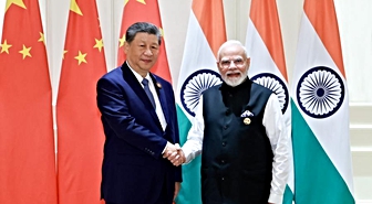Çin Cumhurbaşkanı Xi ve Hindistan Başbakanı Modi, Yeni Delhi'de görüştü