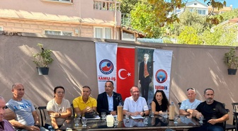 Eğitim-İş üyesi öğretmenler, eğitimdeki sorunları Bandırma’da değerlendirdi