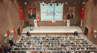 Kırıkhan’da 'Peygamberimiz ve Güzel Ahlak' konferansı düzenlendi