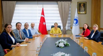 Kırklareli TSO heyetinden KLÜ Rektörü Ak'a ziyaret