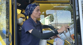 Önyargılara inat kabine oturdu: Şantiyelerin aranan ismi haline geldi