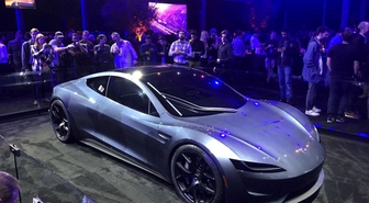 Tesla'dan Roadster için geri sayım: 1 Ekim'de lansman işareti