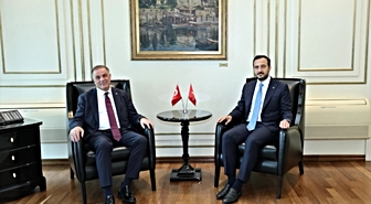 AK Parti İstanbul İl Başkanı Abdullah Özdemir, İBB Başkanvekili Nuri Aslan'a taziye ziyaretinde bulundu