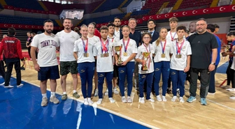 Bolu Cimnastik Spor Kulübü sporcuları, Çin yolcusu